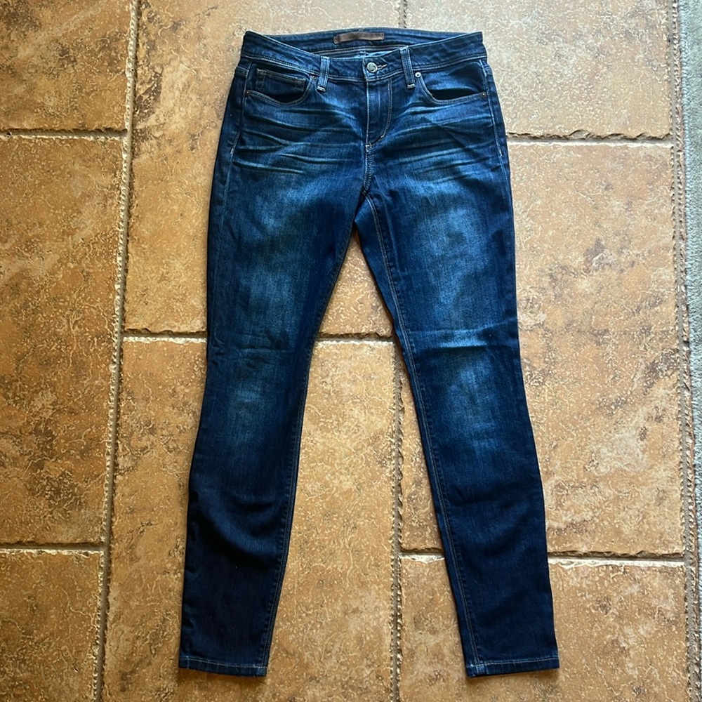 Joe’s brand jeans size 26, skinny dark wash low rise
